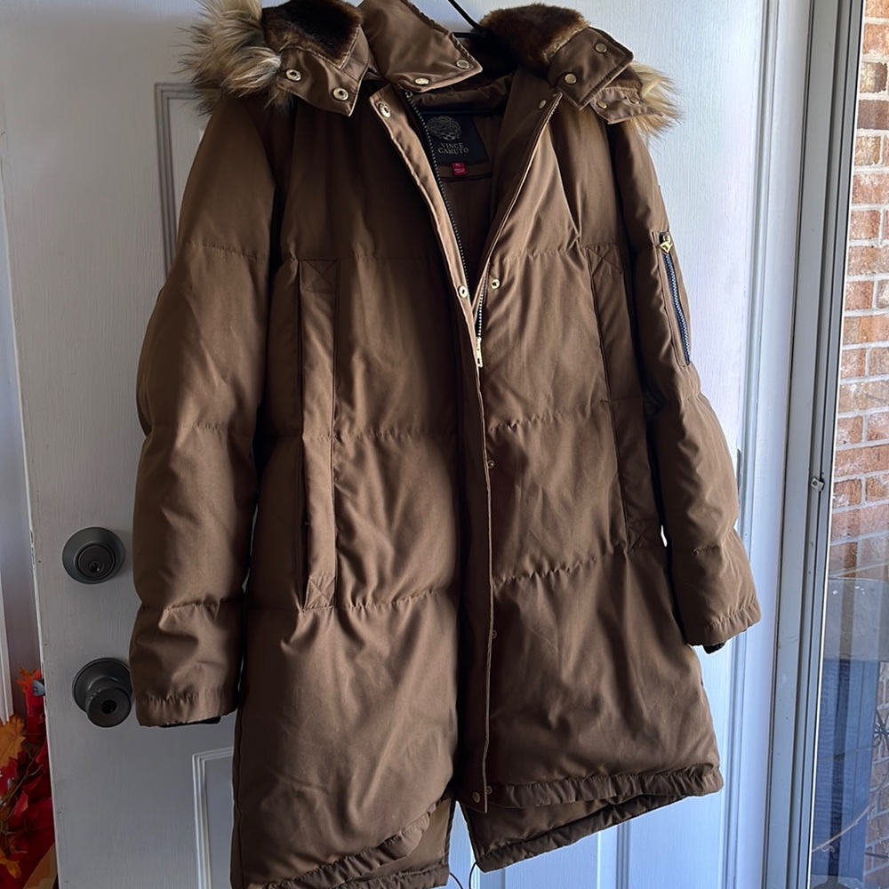 Vince Comuto Stunning Quilted Coat